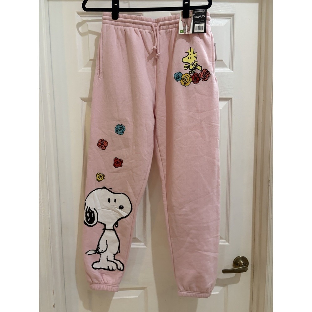 NWT Peanuts Snoopy Woodstock Chenille Jogger Sweatpants Pink Women's Size Large - Picture 3 of 8